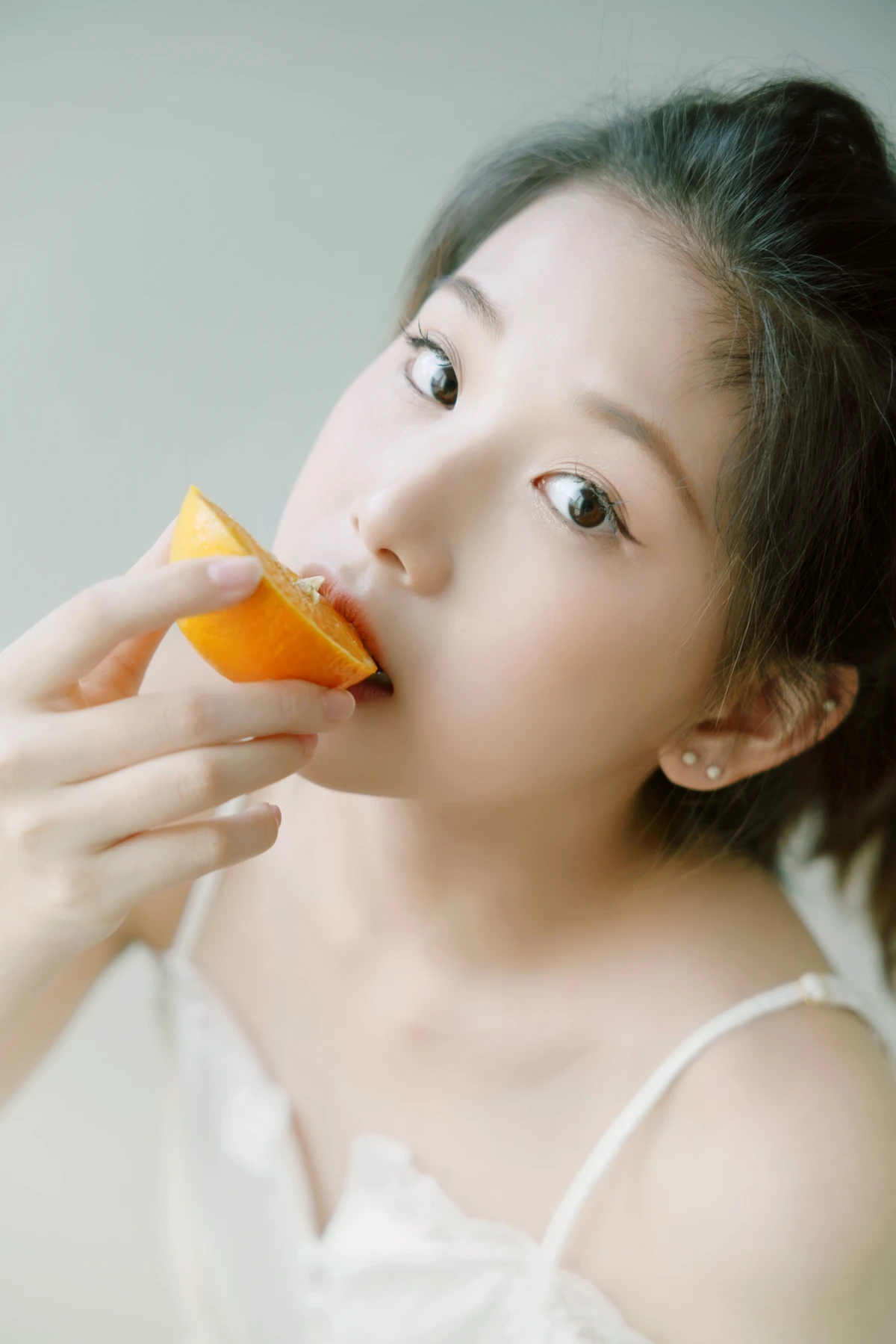 [YITUYU] 2022.12.16 Vol.2694 – Naughty Little Orange Xiaoyi#[25P]-4